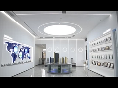 Kartrid filter debu berkinerja tinggi yang ditampilkan di ruang pameran pabrik Farrleey Filtration